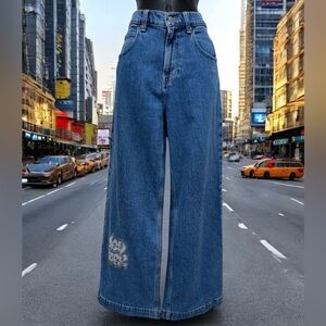 Hollister New York Embroidery Patch Super Baggy Light Blue Jeans Women’sSize W28